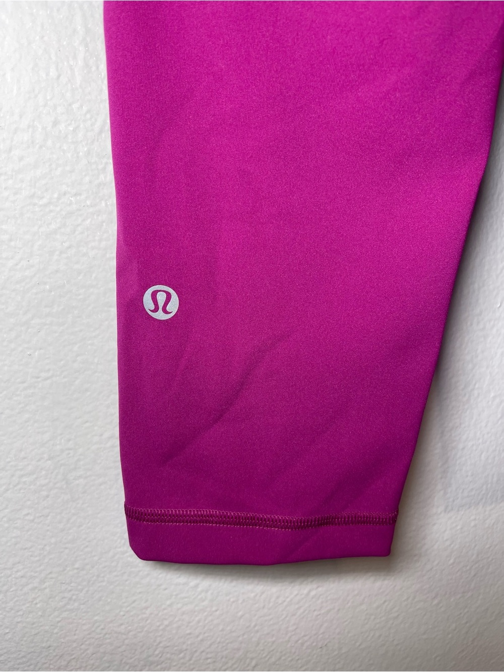 Lululemon Swift Speed High Rise Crop Leggings Magenta Pink 21” Size 4 Running - Picture 6 of 10